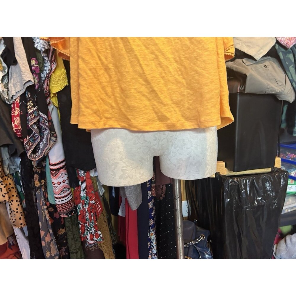 Chico's Orange Tropical 100% Linen Top Cold Shoulder Knit Stretch Sz 1 (M) - Picture 3 of 9